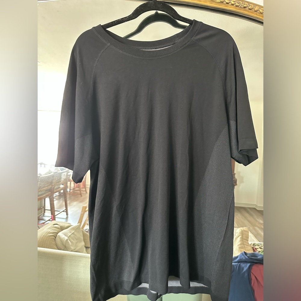 Men’s Black Fabletics Training Day Tee